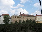 070.jpg